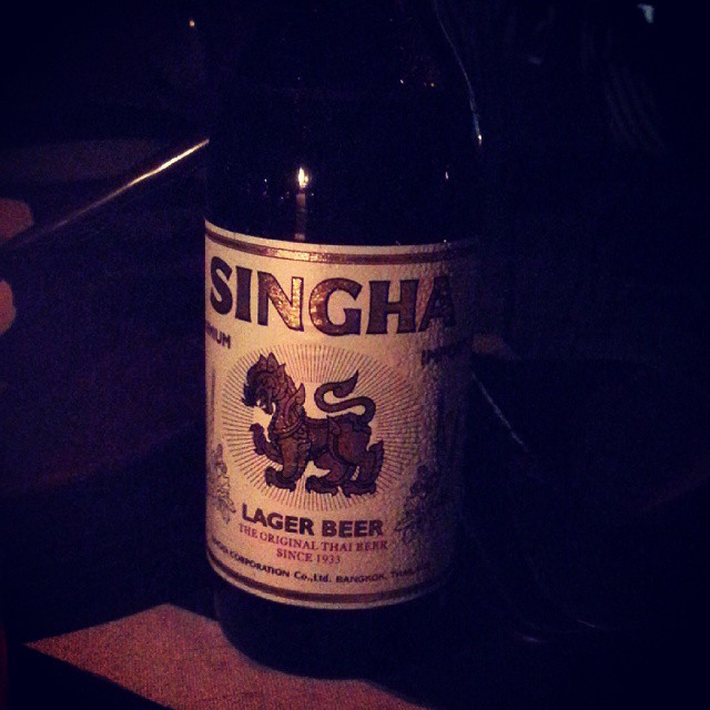 Singh Lager Beer. Its Thai. Like most asian lager beer. Tastes good
♥♥♥♥♥♥